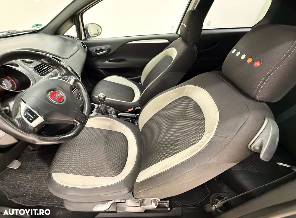 Fiat Punto 1.2 8V Street - 16
