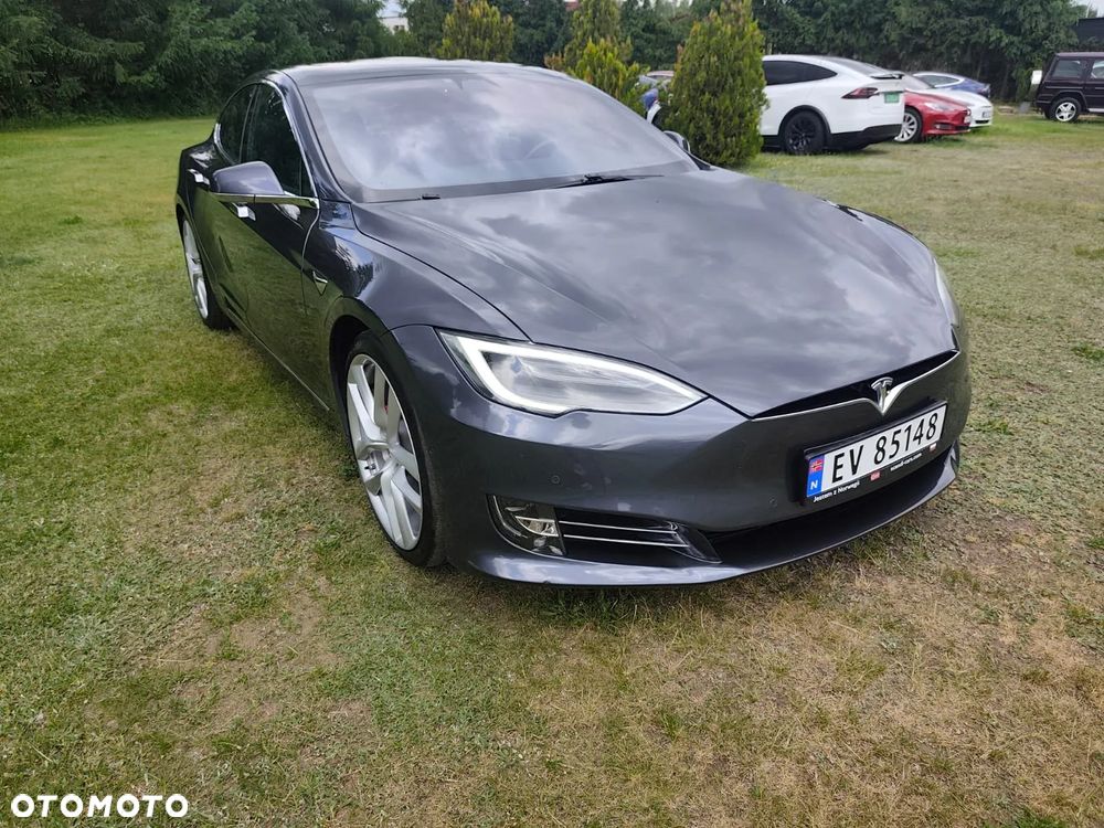 Tesla Model S Performance - 1