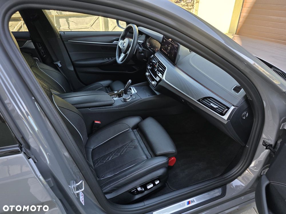 BMW Seria 5 540i xDrive mHEV M Sport sport - 21