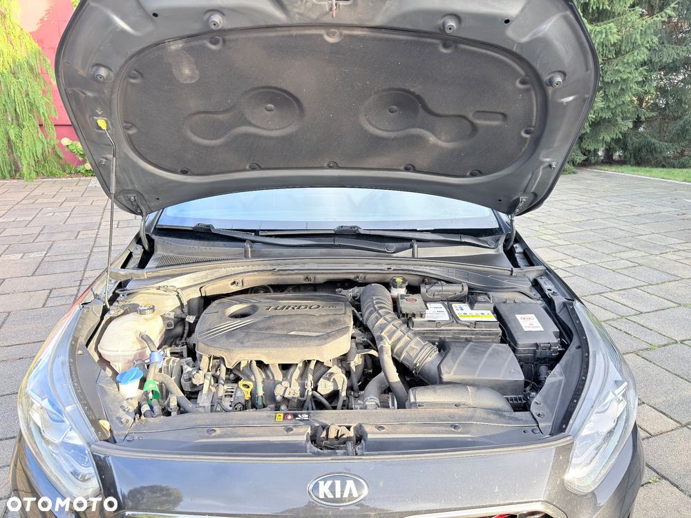 Kia ProCeed 1.6 T-GDI GT DCT - 17