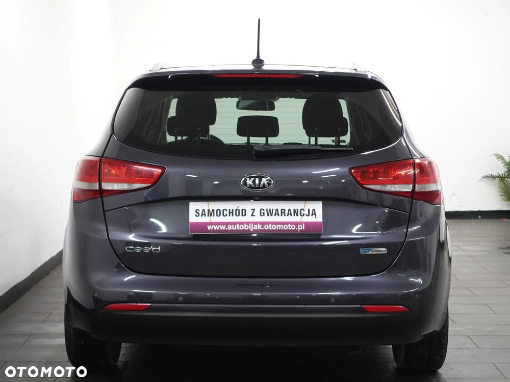 Kia Ceed 1.6 CRDi 136 DCT ISG Spirit - 7