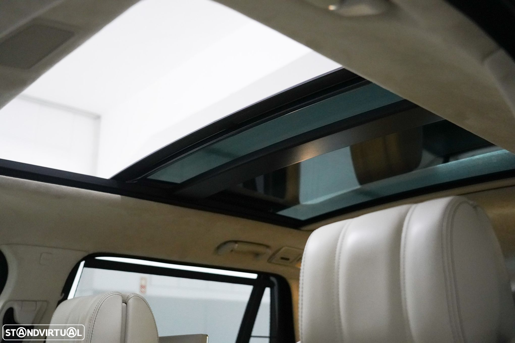 Land Rover Range Rover - 11