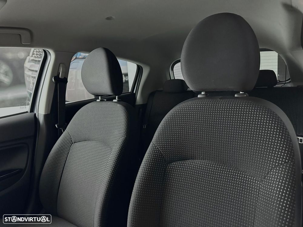 Mitsubishi Space Star 1.2 Intense - 11