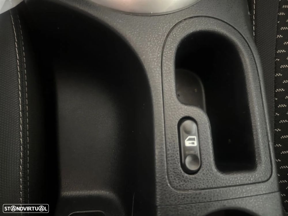 Nissan Qashqai 1.6 dCi N-Tec - 16