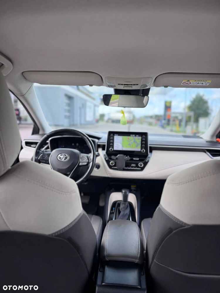 Toyota Corolla - 1