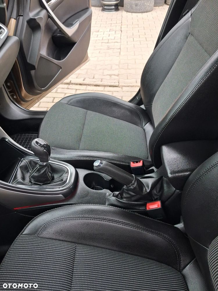 Opel Astra - 18