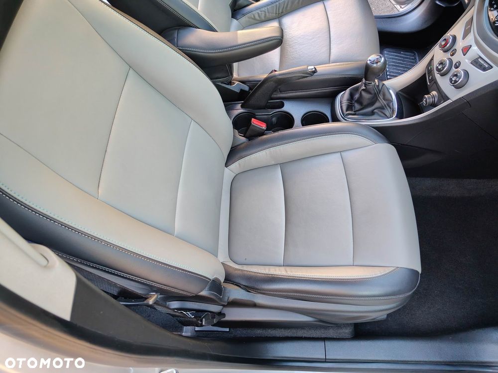 Chevrolet Trax 1.7 D LTZ - 19