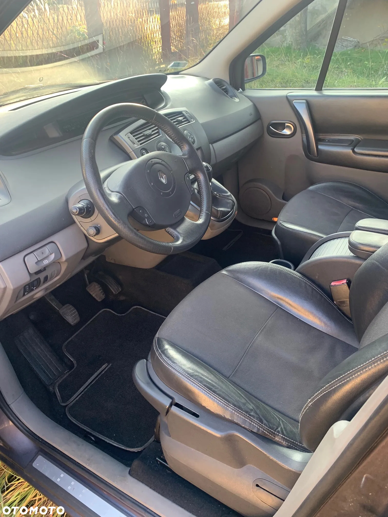 Renault Scenic 2.0T Exception - 10