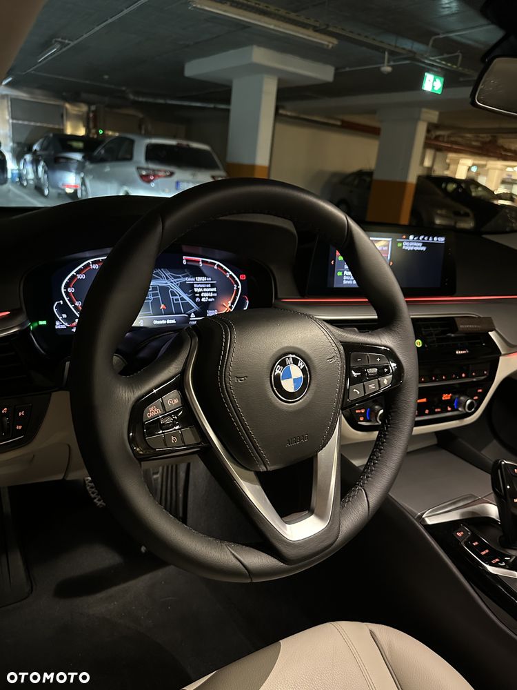 BMW Seria 5 520d Luxury Line - 3