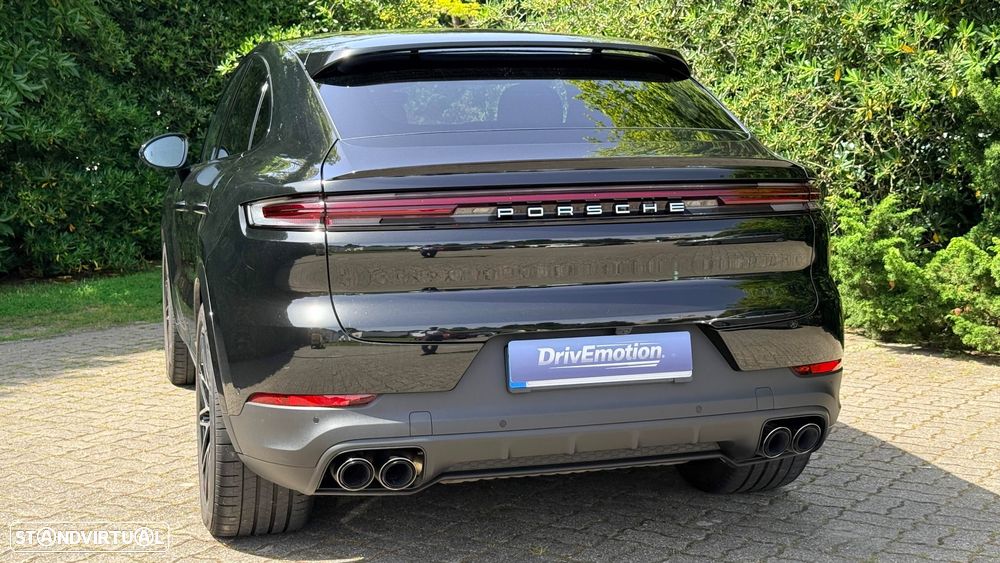 Porsche Cayenne Coupé E-Hybrid - 5
