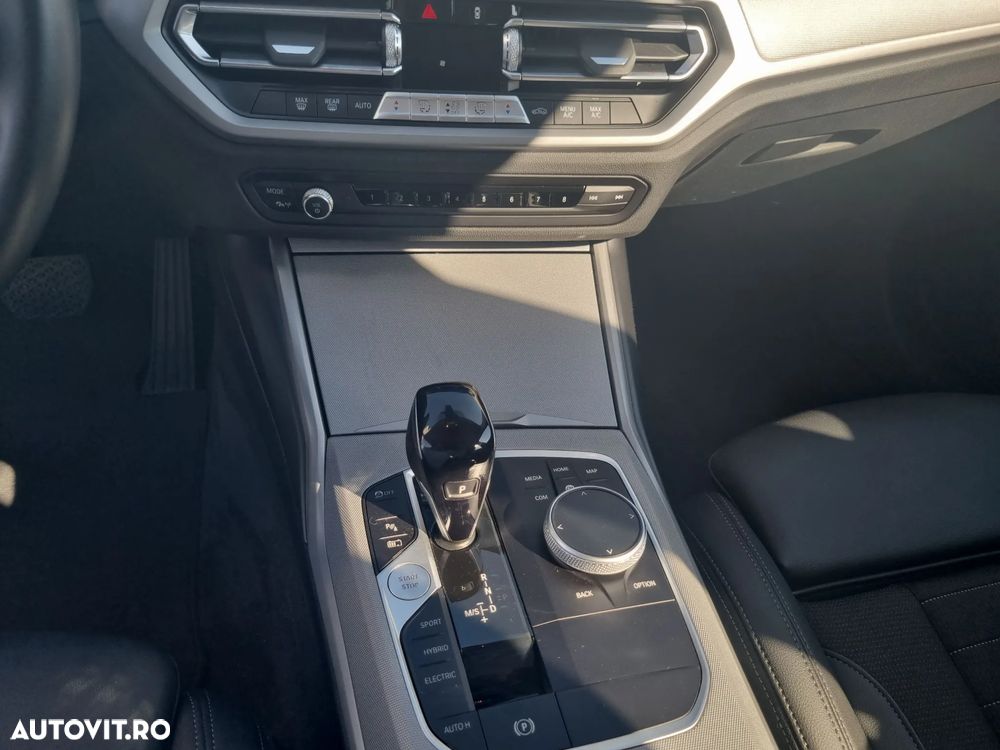 BMW Seria 3 330e AT PHEV - 17