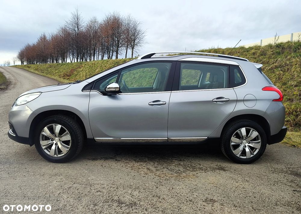 Peugeot 2008 1.6 VTi Allure - 9