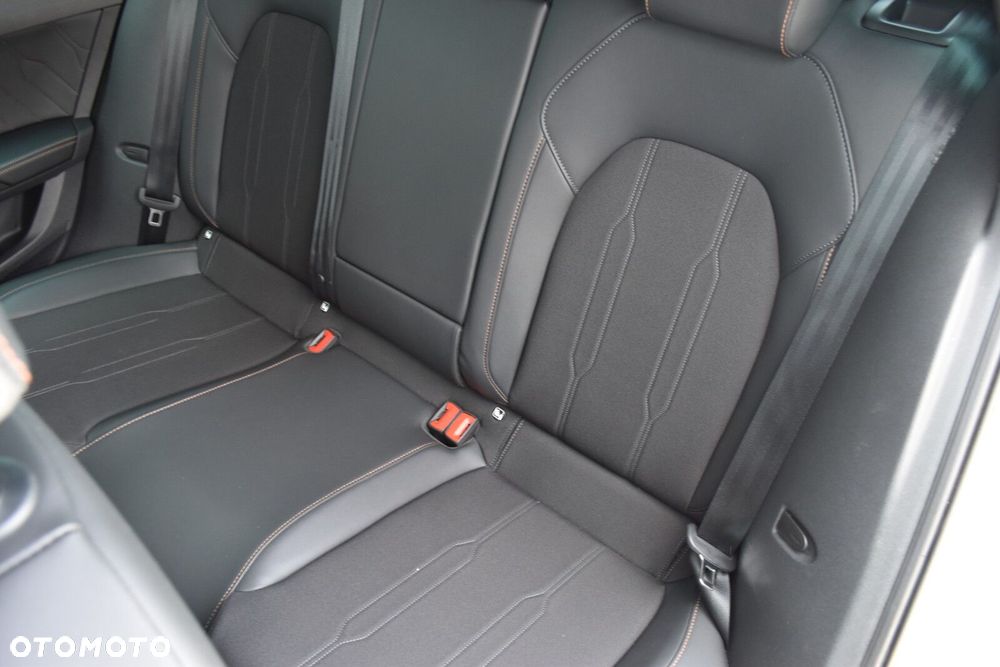 Cupra Formentor 1.4 e-Hybrid DSG - 30