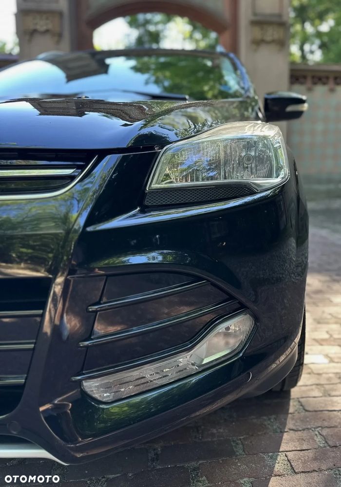 Ford Kuga 1.6 EcoBoost 2x4 Titanium - 34