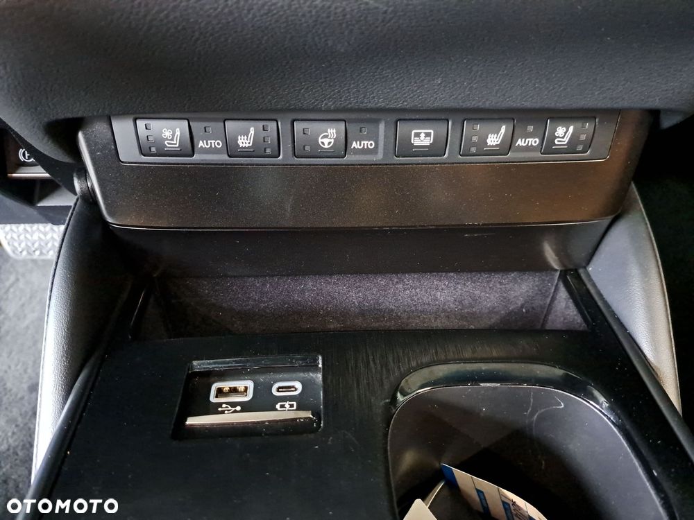 Lexus ES 300h Prestige - 30