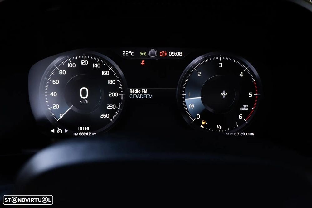 Volvo XC 40 2.0 D3 - 14