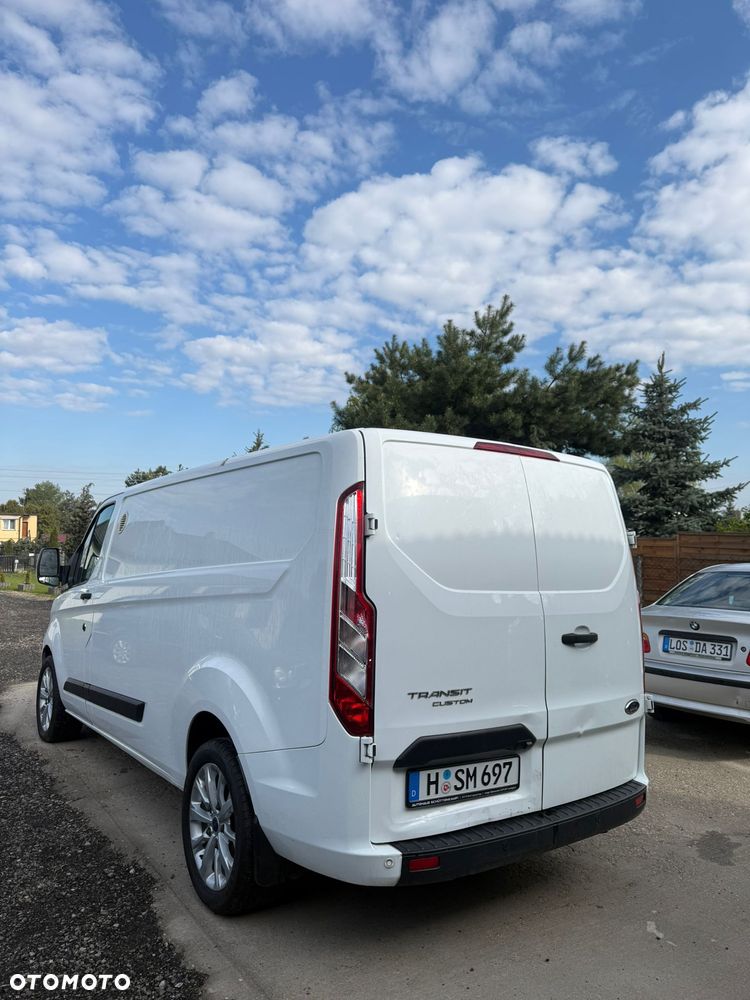 Ford TRANSIT CUSTOM - 4