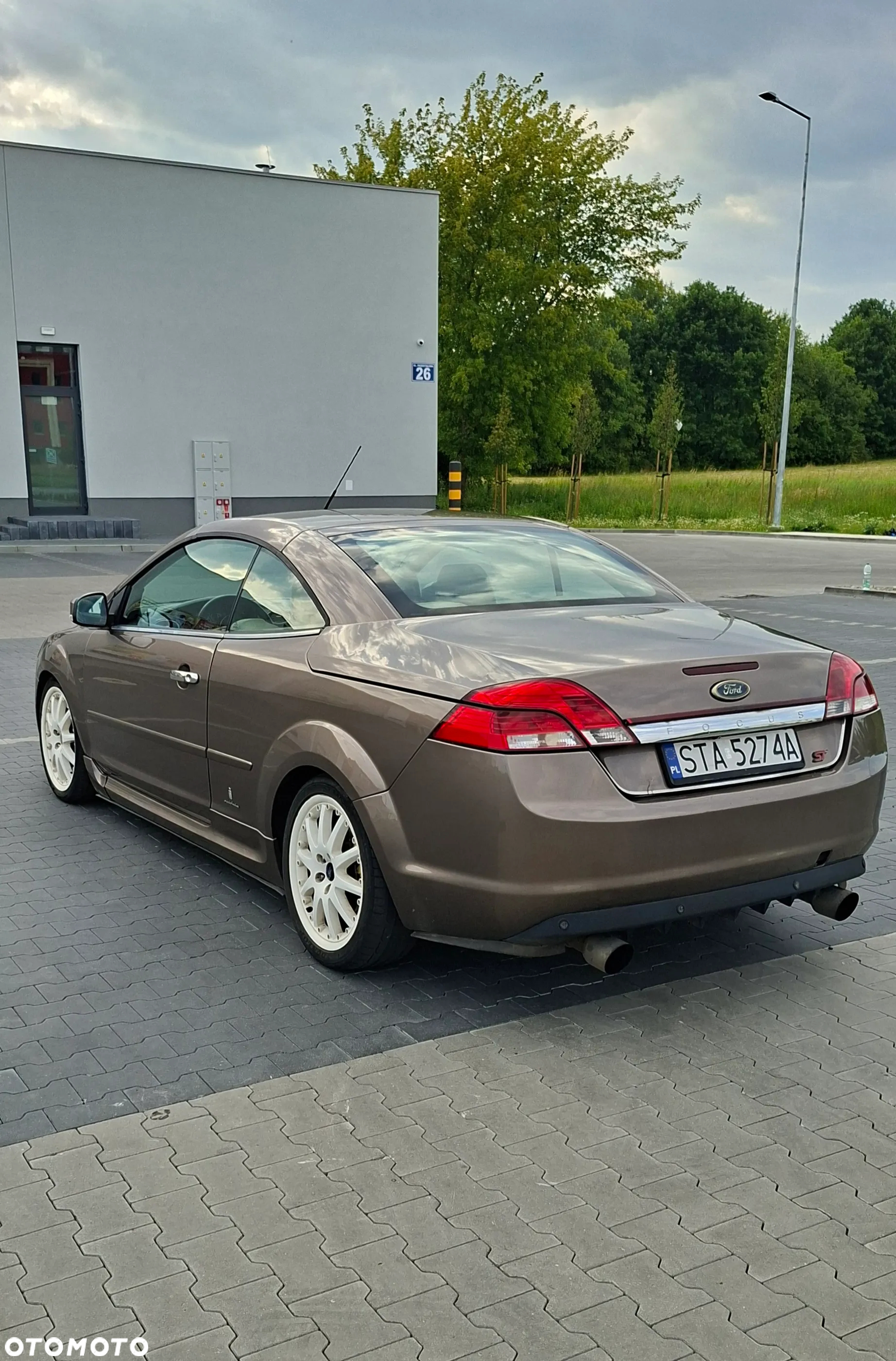 Ford Focus Coupe-Cabriolet 2.0 TDCi DPF Titanium - 15