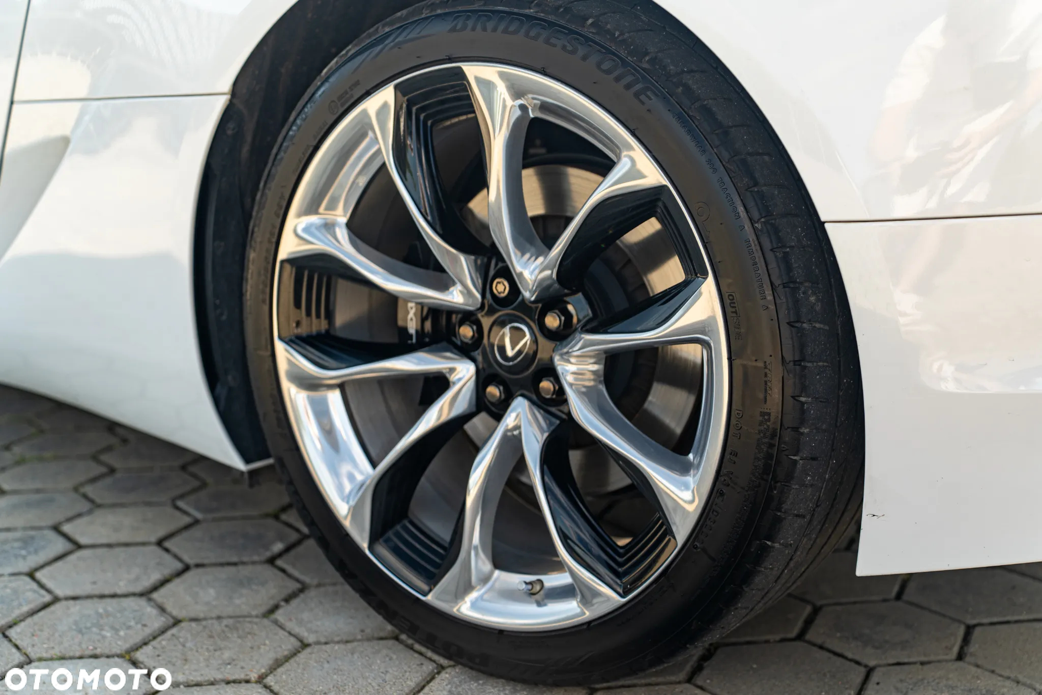 Lexus LC 500 Superturismo - 9