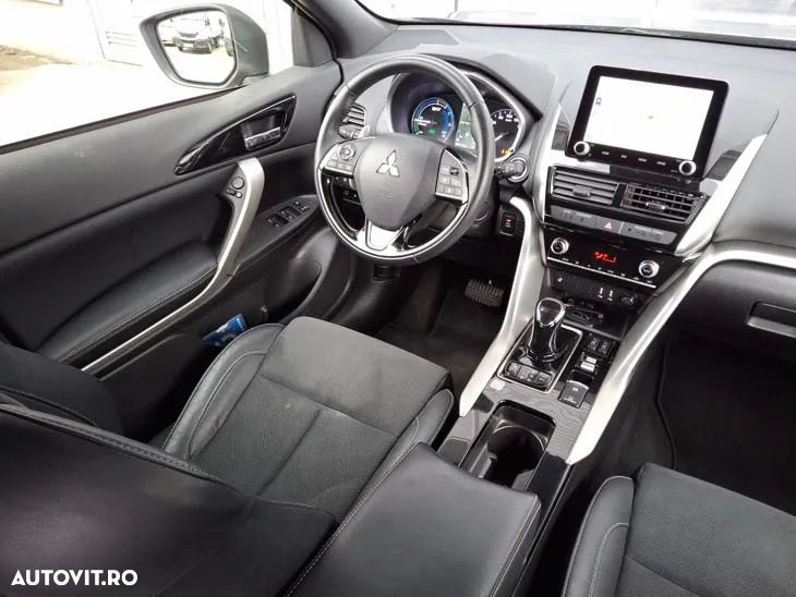 Mitsubishi Eclipse-Cross Plug-In Hybrid 4WD Plus Select - 18