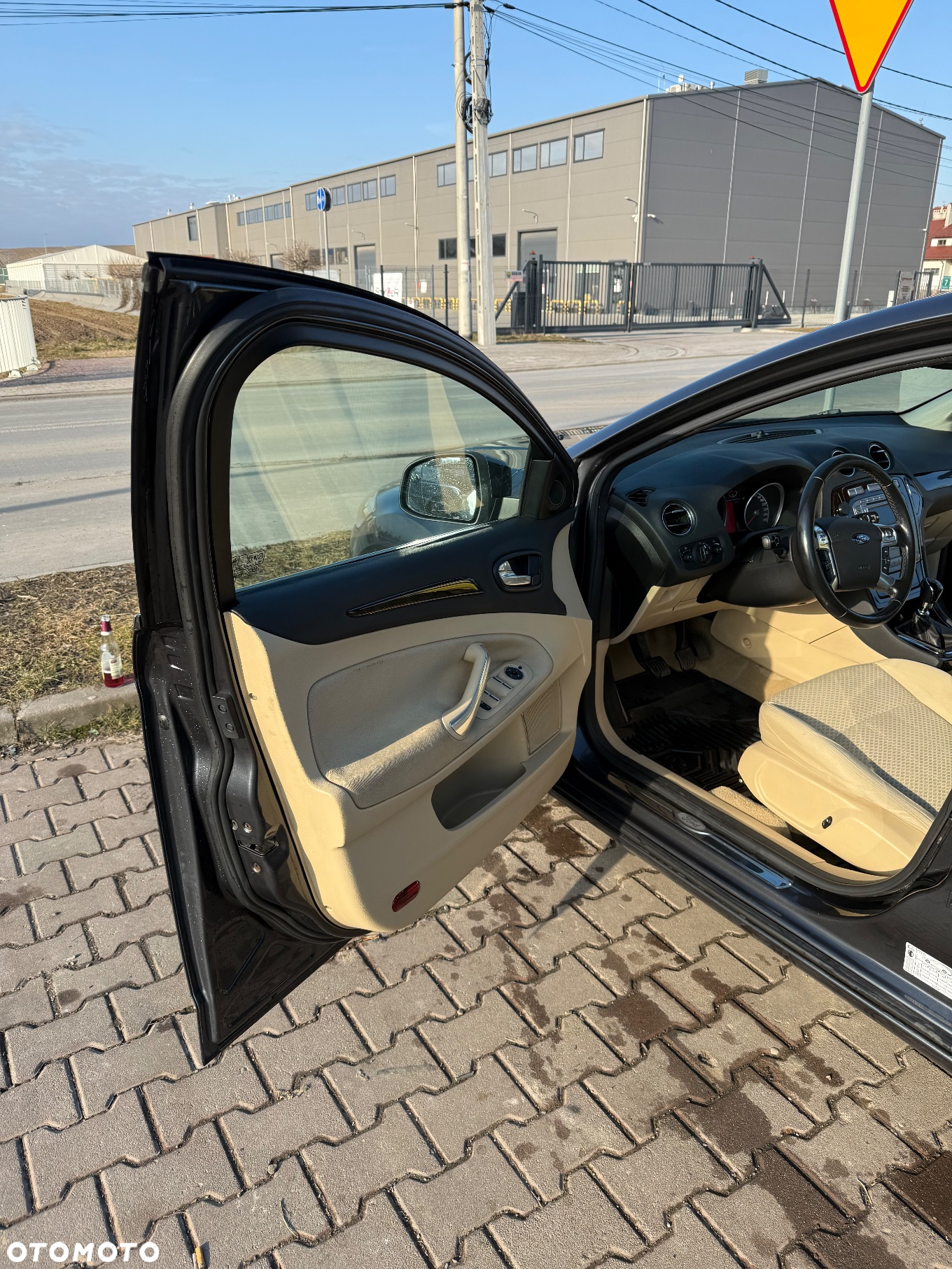 Ford Mondeo 2.0 TDCi Ghia - 17