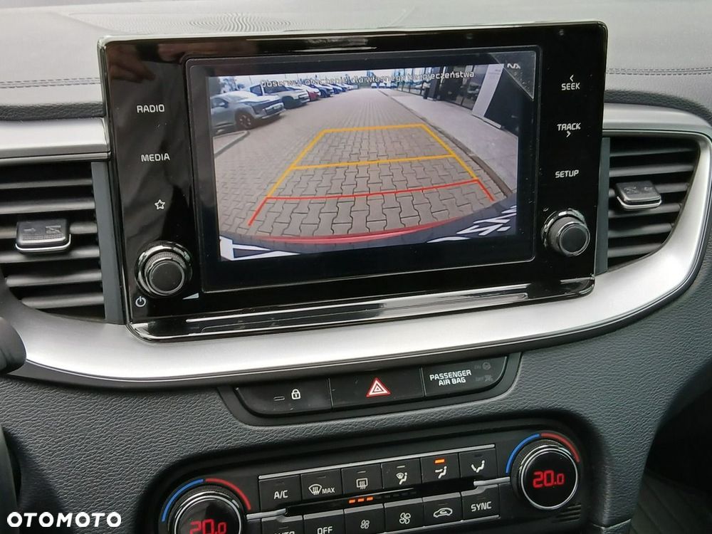 Kia XCeed 1.5 T-GDI M - 22