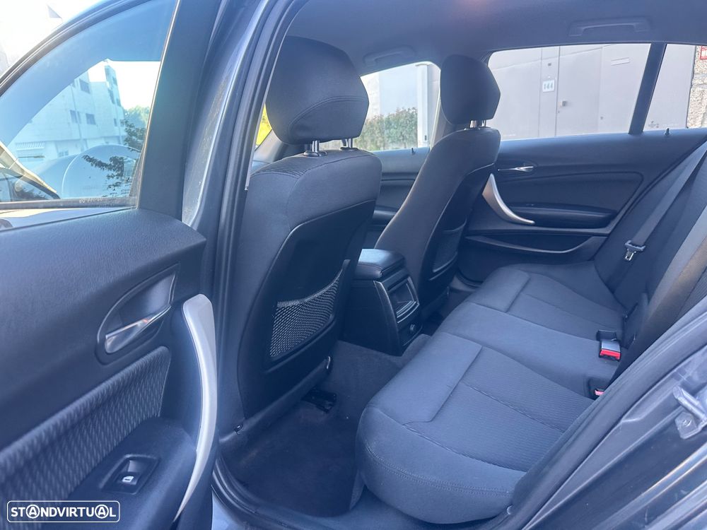 BMW 116 d EfficientDynamics Edition - 26
