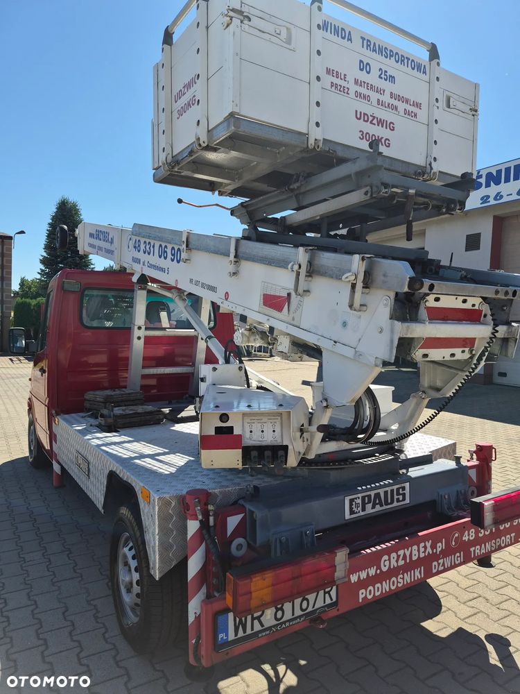 Mercedes-Benz Sprinter - 22