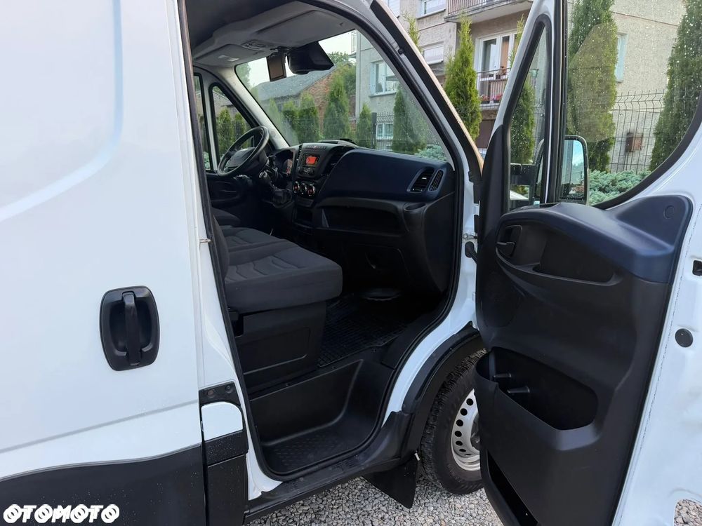Iveco Daily 35S18 Salon Polska Pierwszy właściciel FV 23% L4H2 - 28