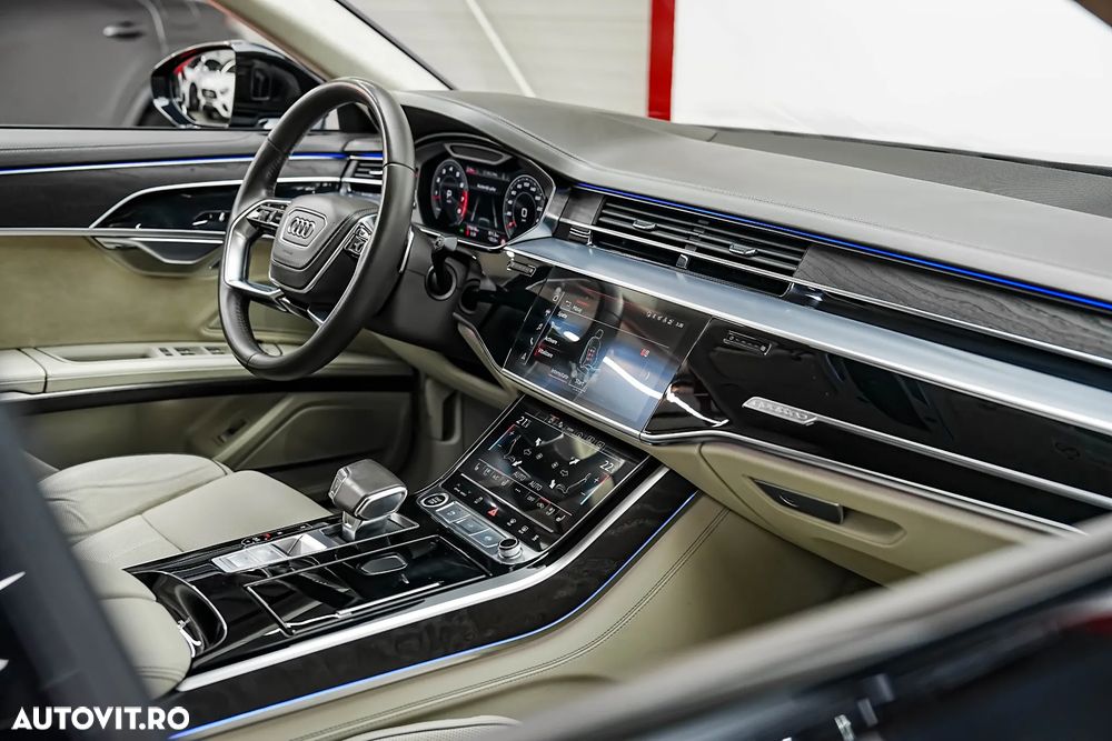 Audi A8 3.0 55 TFSI quattro Tiptronic - 12