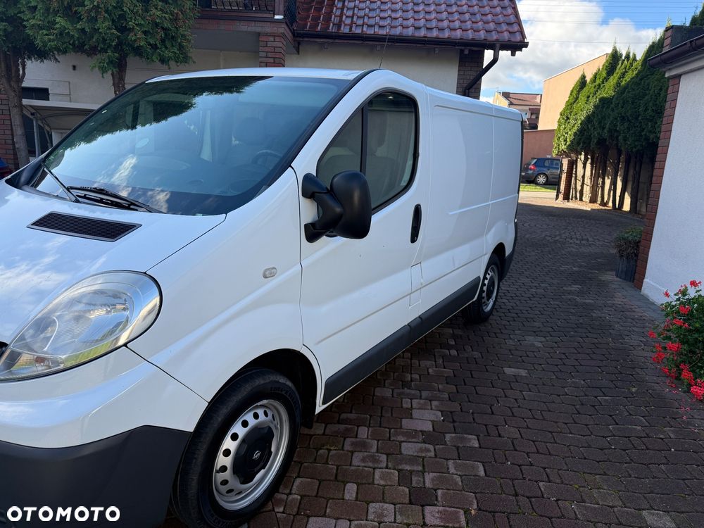 Renault Trafic - 1