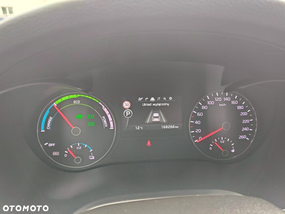 Kia Optima Plug-in Hybrid - 22