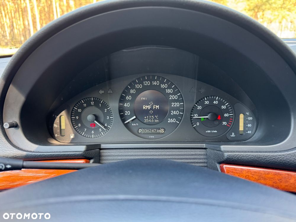 Mercedes-Benz Klasa E 200 Kompressor Automatik Avantgarde - 10