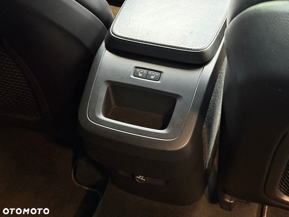Volvo XC 90 - 18