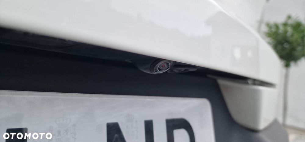 Volvo XC 40 B4 B DKG Ultimate Dark - 31