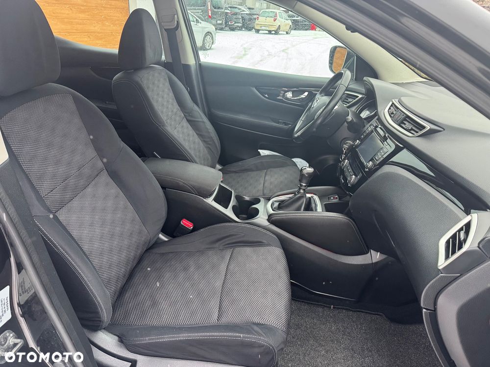 Nissan Qashqai 1.6 dCi 4 x 4 DPF Start/Stop acenta - 24