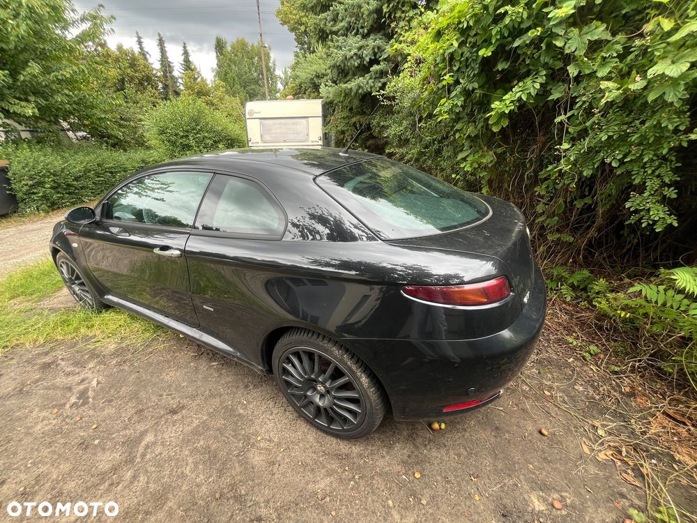Alfa Romeo GT 1.9JTD 16V Black Line - 6
