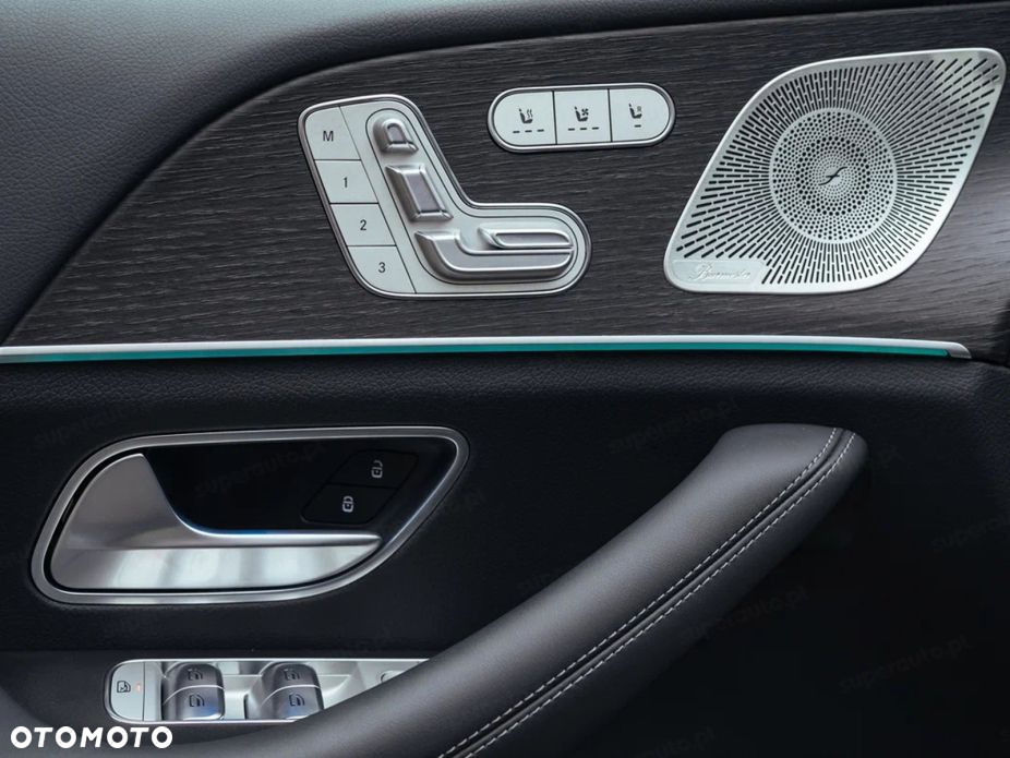 Mercedes-Benz GLE - 11