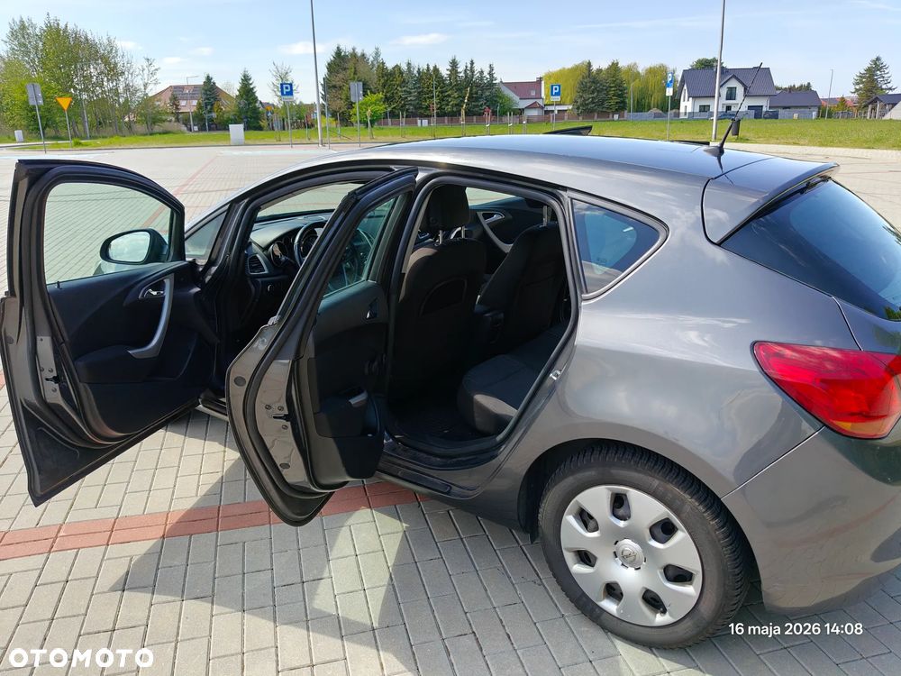 Opel Astra 1.6 Cosmo - 14