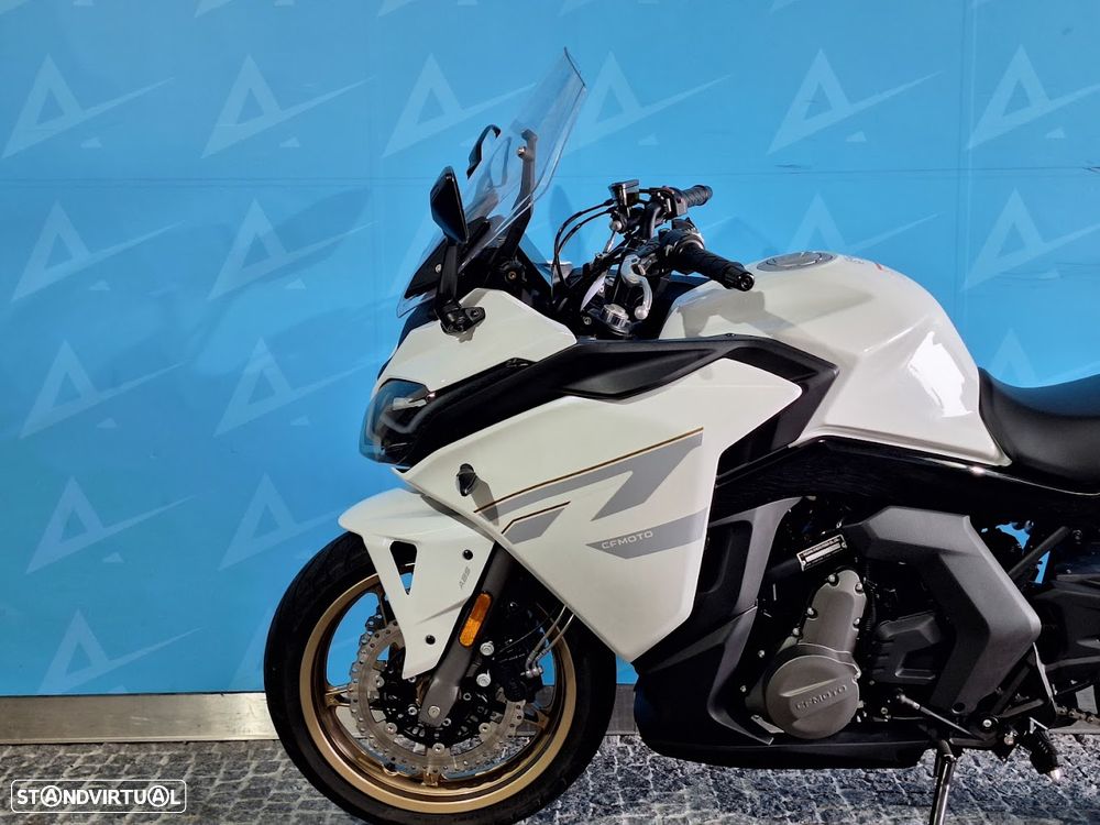 CF Moto 650GT - 6