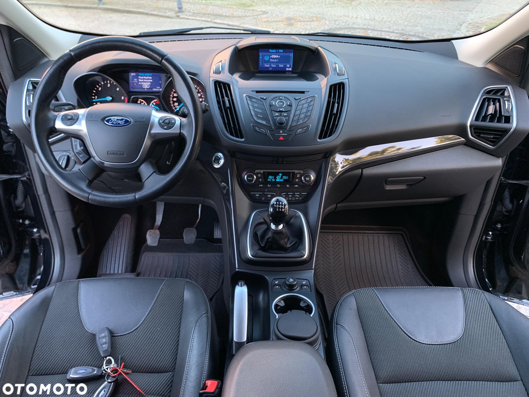 Ford Kuga 2.0 TDCi 4x4 Titanium - 30
