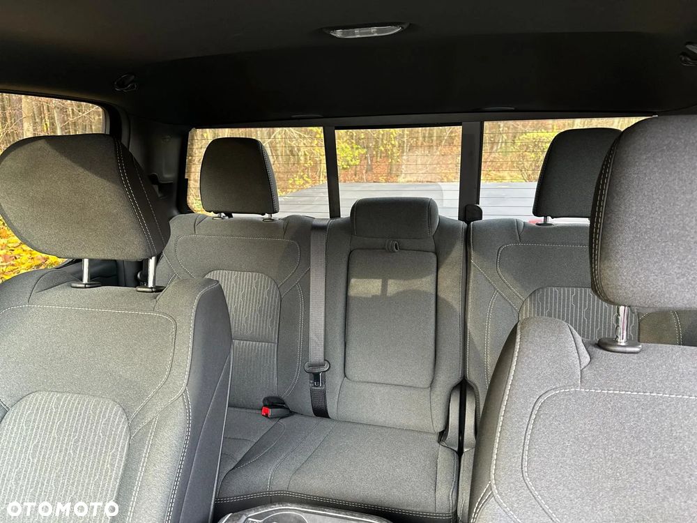 RAM 1500 5.7 Crew Cab Bighorn - 26