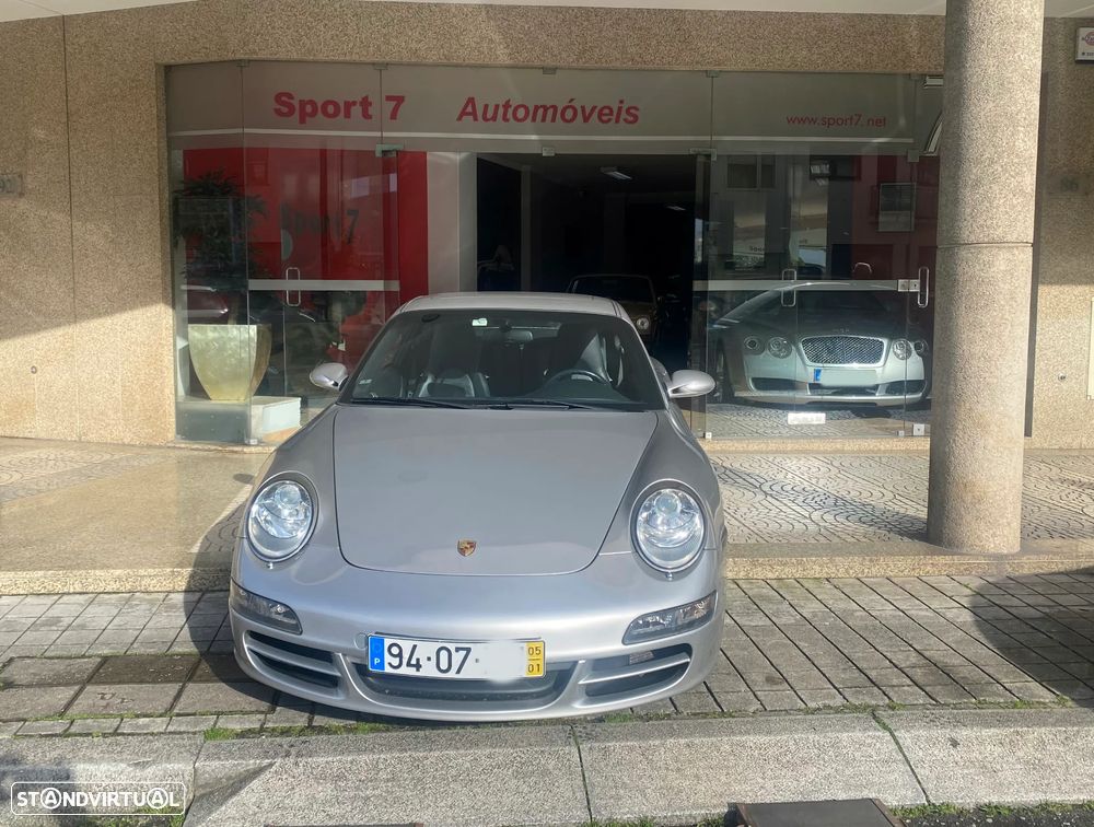 Porsche 911 Série F - 4