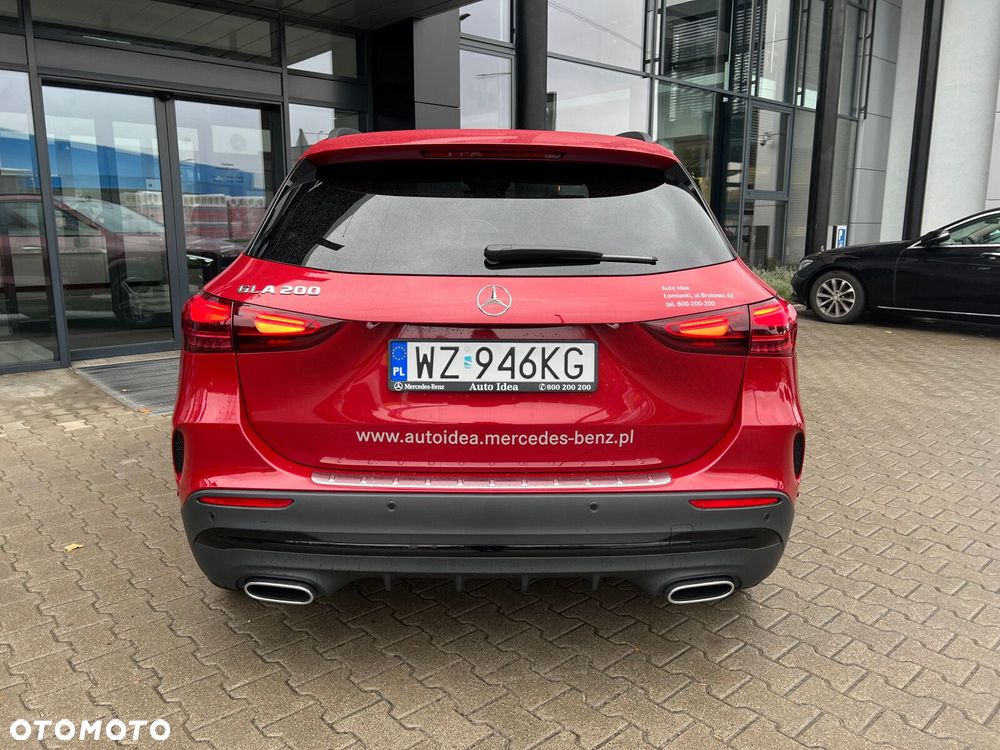 Mercedes-Benz GLA - 20