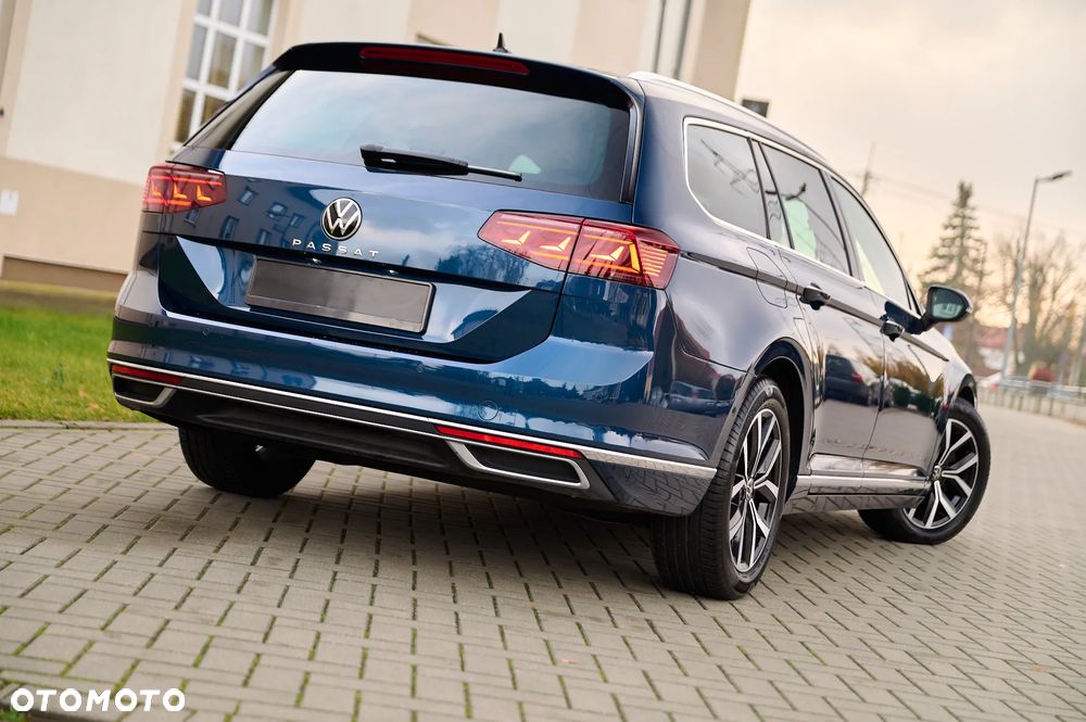 Volkswagen Passat - 5