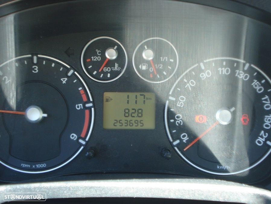 Ford Fiesta 1.4 TDCI Trend - 26
