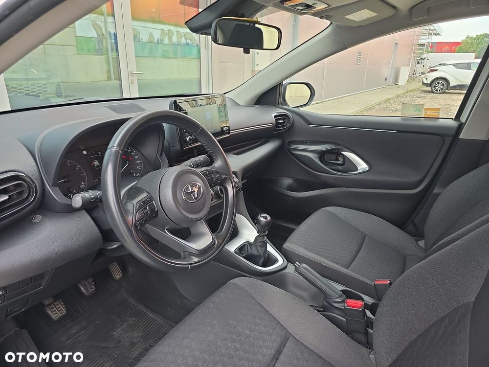 Toyota Yaris 1.5 Comfort - 11