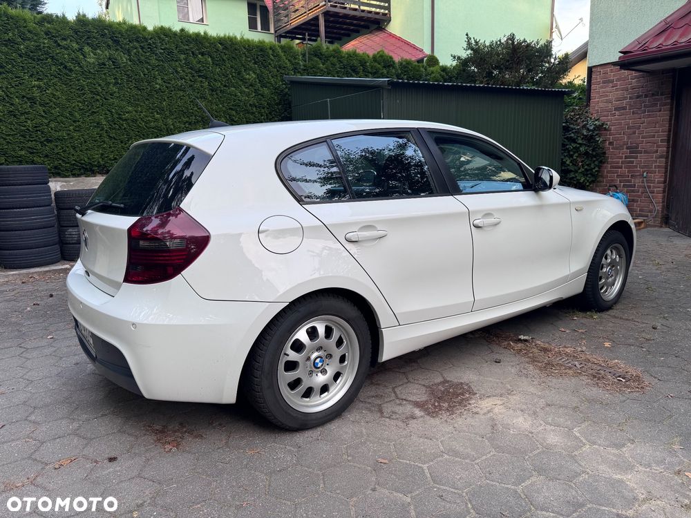 BMW Seria 1 118i - 4