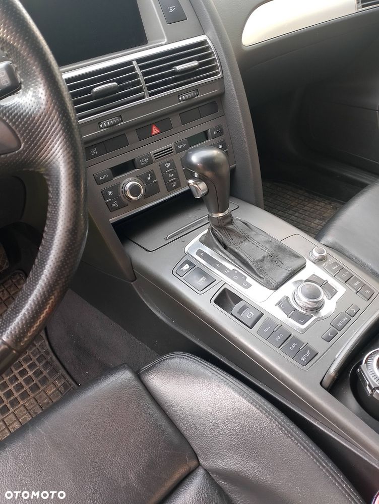 Audi A6 Avant - 4