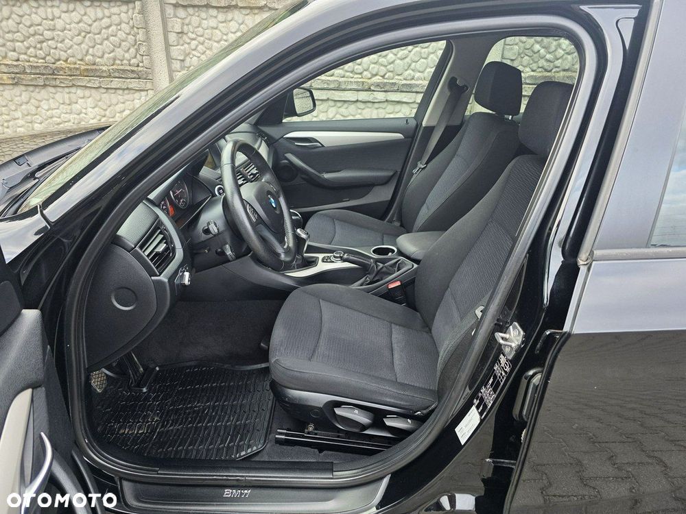 BMW X1 sDrive16d xLine - 10